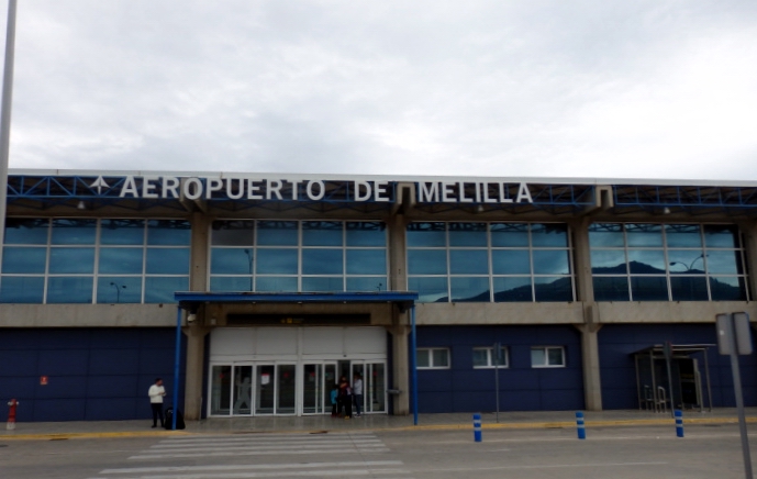 مطار مليلية الدولي: بوابة المدينة الاسبانية