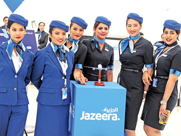 مضيفات انفوجرافيك طيران الجزيرة الكويتي