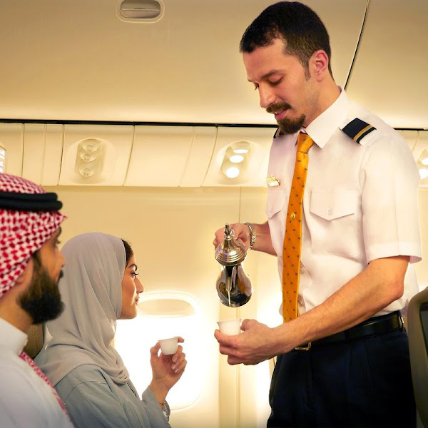 مضيف طيران الخطوط السعودية