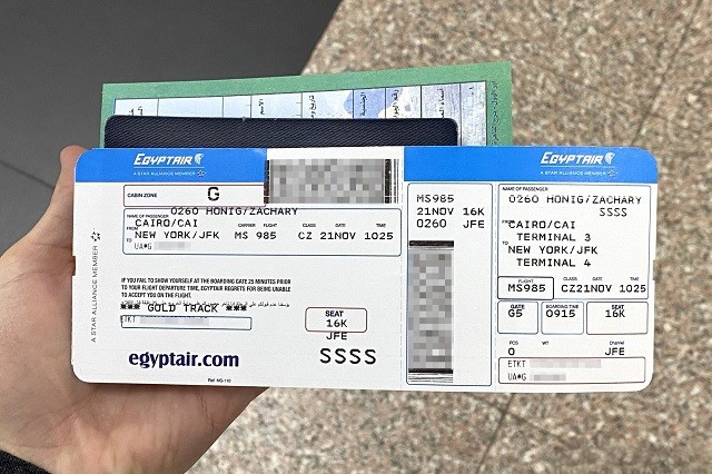 إصدار بطاقة صعود الطائرة مصر للطيران